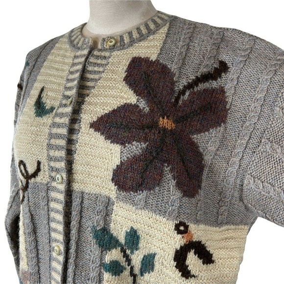 Vintage 80's Eddie Bauer All Week Long‎ 100% Wool Floral Cable Knit Cardigan XL - Picture 5 of 11